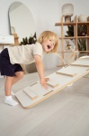 bujak_montessori_ze_zjezdzalnia.jpg