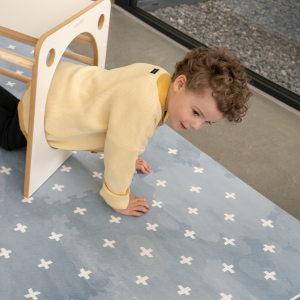 kostka_wielozadaniowa_montessori_ze_zjezdzalnia12.png