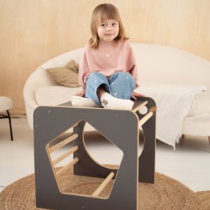kostka_wielozadaniowa_montessori_ze_zjezdzalnia5.png