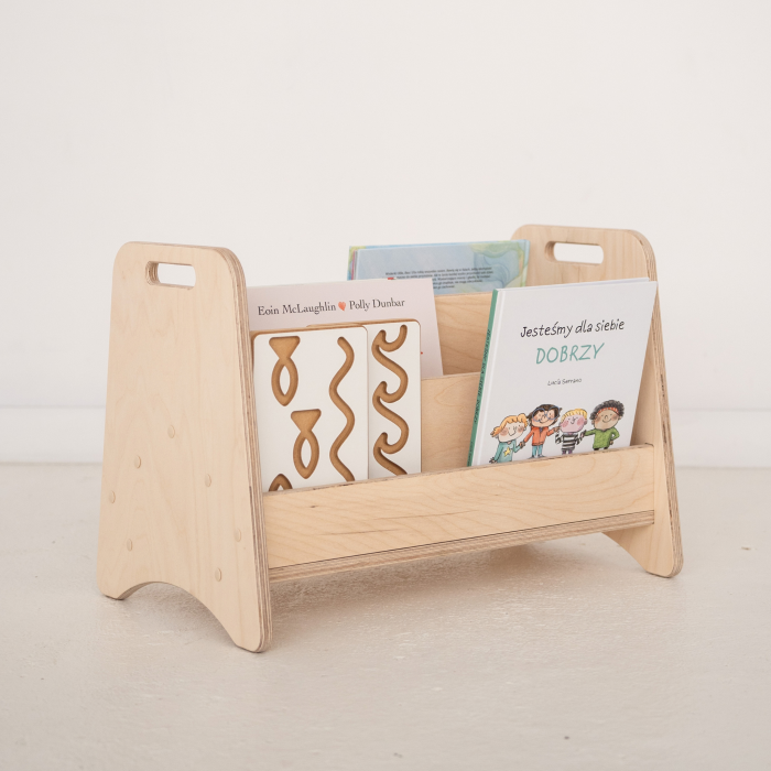 biblioteczka_montessori1.png