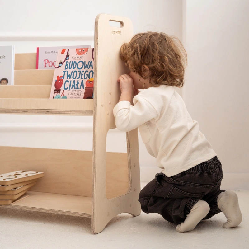 biblioteczka_montessori2.png
