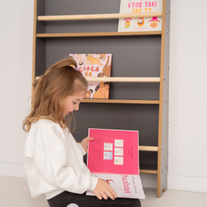 biblioteczka_montessori3.png