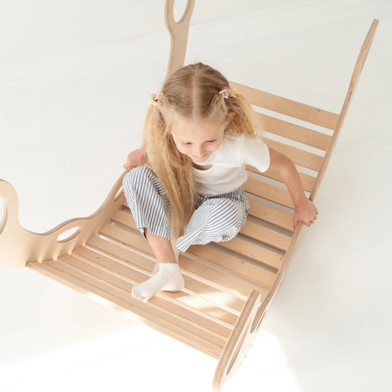 bujak_montessori_drewniany_bialy6.png