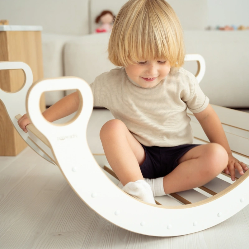 bujak_montessori_drewniany3.png