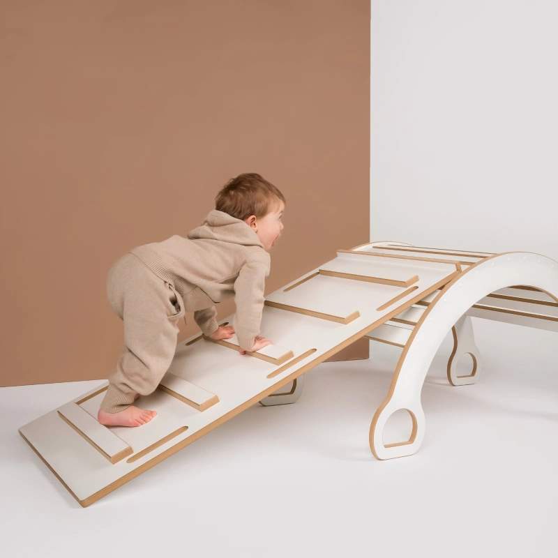 bujak_montessori_xxl_ze_zjezdzalnia3.png