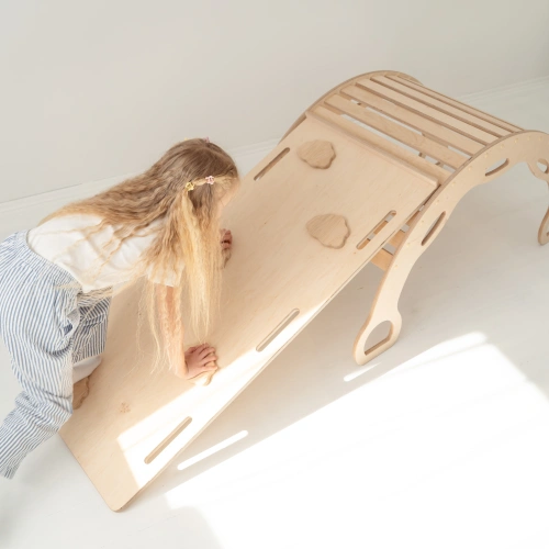 2w1 Bujak Montessori XXL z uchwytami + zjeżdżalnia CHMURKI - drewniany