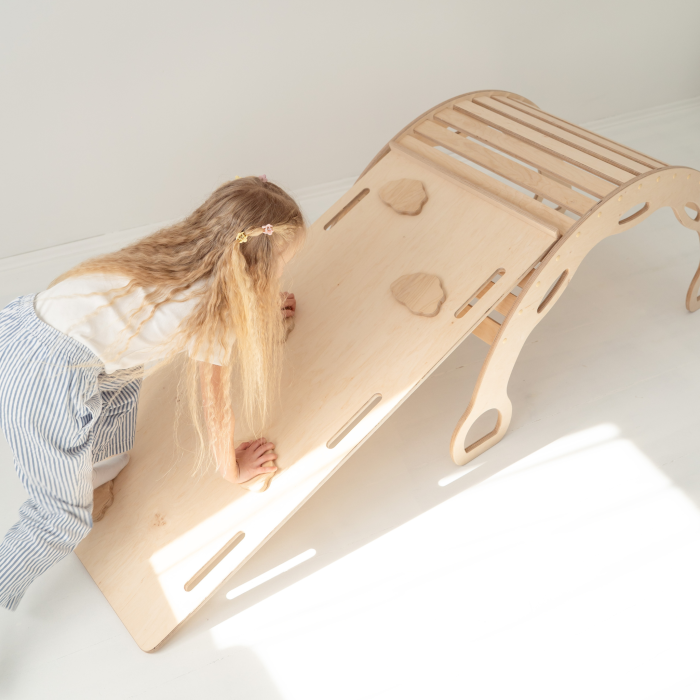 bujak_montessori_xxl_ze_zjezdzalnia1.png