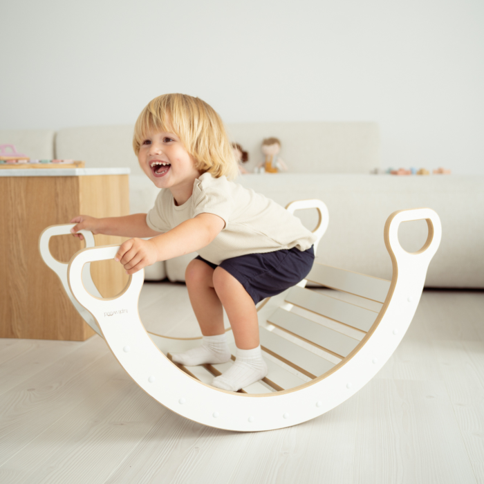 bujak_montessori_l_ze_zjezdzalnia2.png