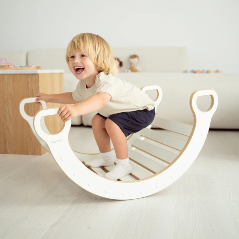 bujak_montessori_l_ze_zjezdzalnia2.png