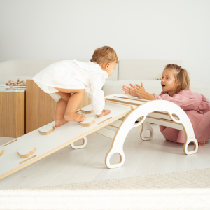bujak_montessori_l_ze_zjezdzalnia6.png
