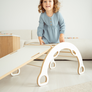 bujak_montessori_l_ze_zjezdzalnia10.png