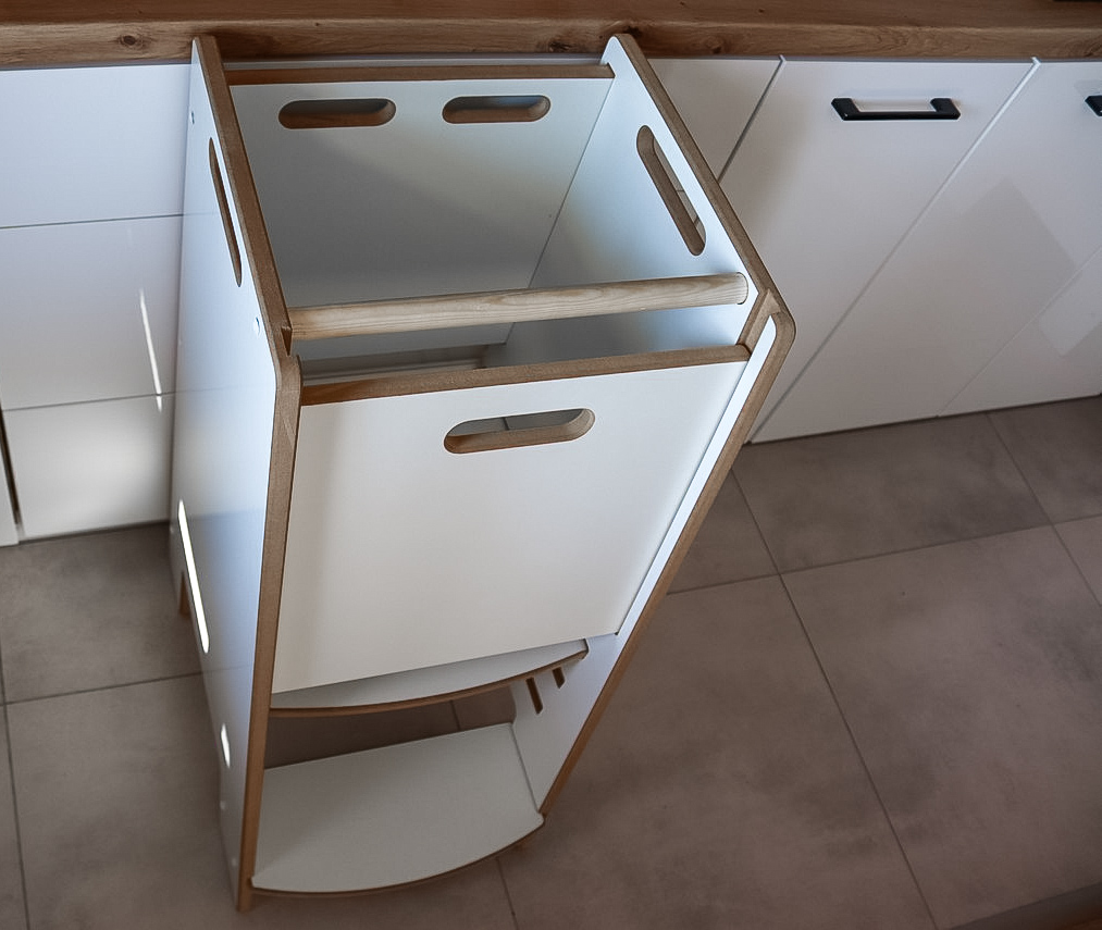 zdjęcie przedstawiające kitchen helper dla dzieci