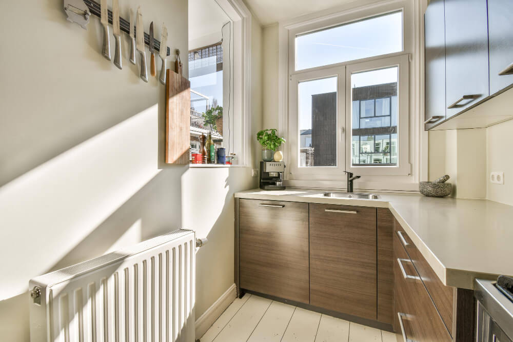 Czy kitchen helper składany to najlepsze rozwiązanie do małej kuchni w bloku?